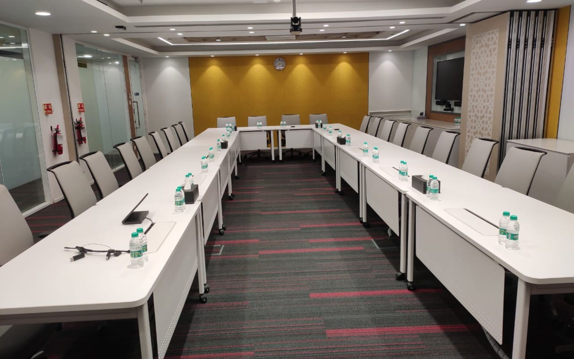 Shell India Markets, gallery view 2